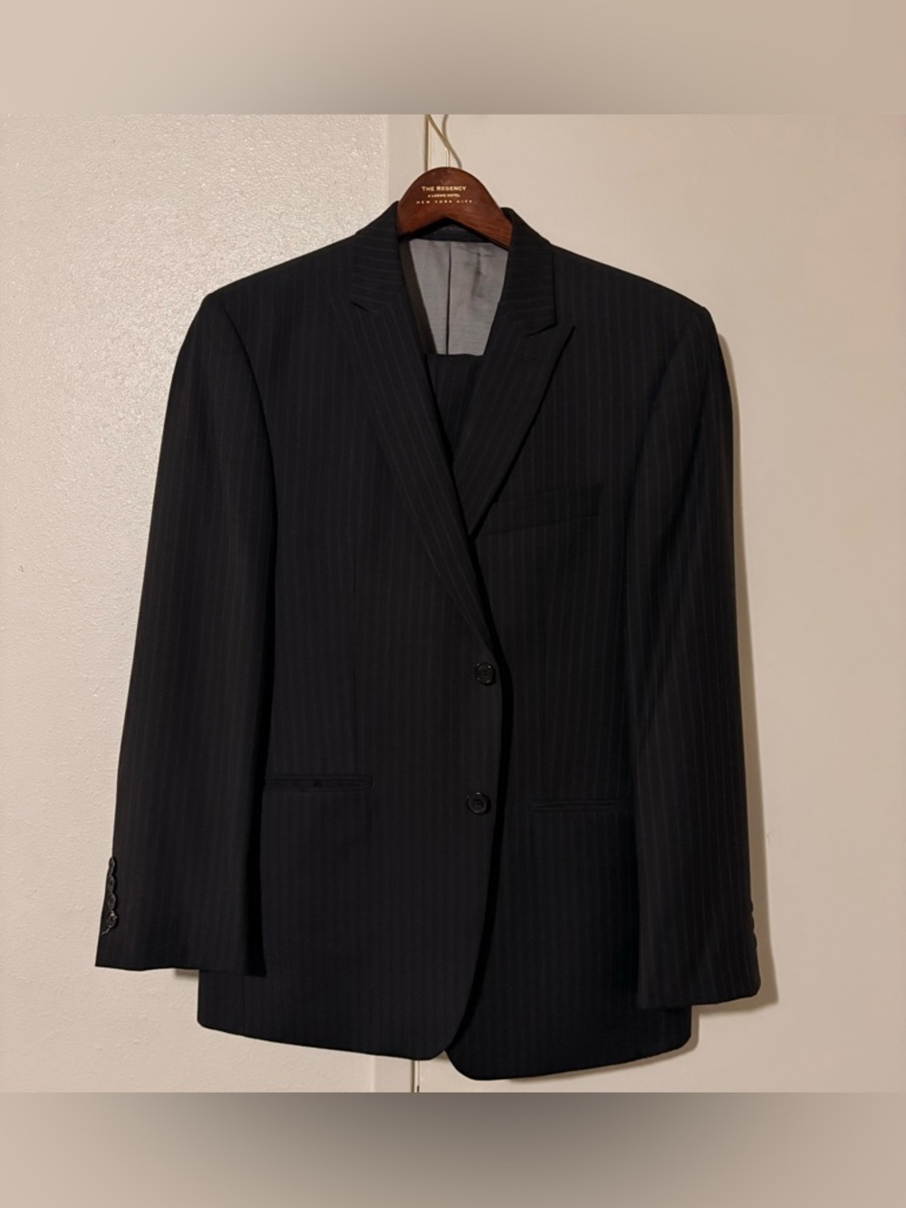 Calvin Klein Men's Black Pinstripe Matching Jacket & Pants Set 100% Wool-Laine